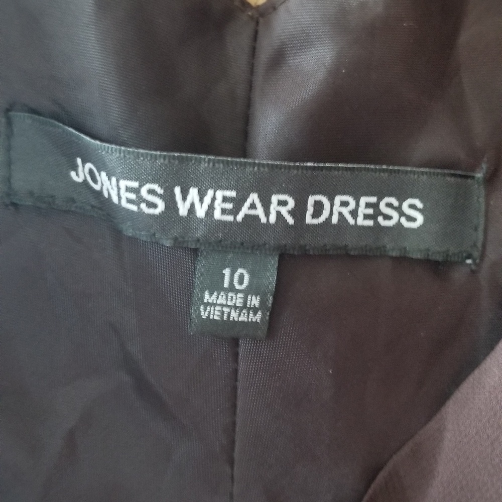 Dress - Picture 3 of 4